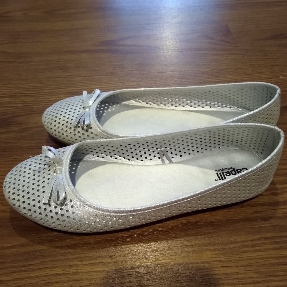 Cute Capelli Silver Patterned Flats